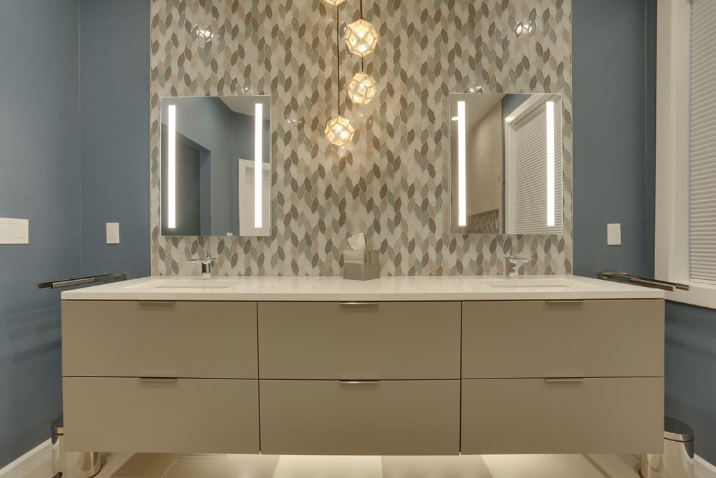medicine cabinet with lighting