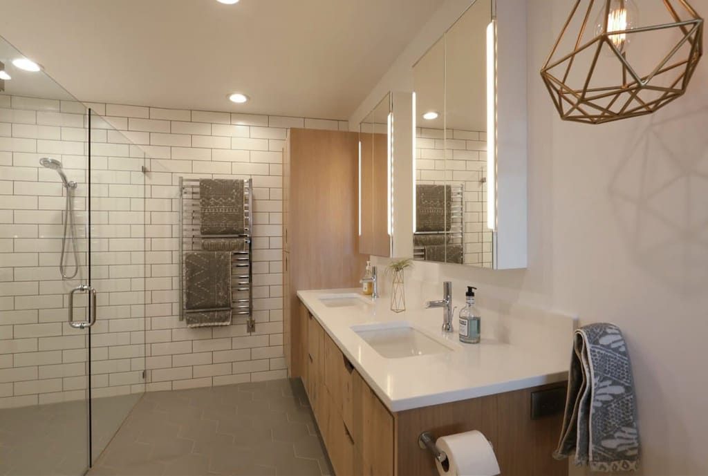 Bathroom 11