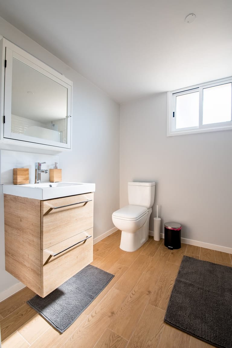 small bathroom flooring ideas