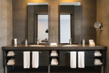 5 Essential Tips for Hiring Bathroom Contractors